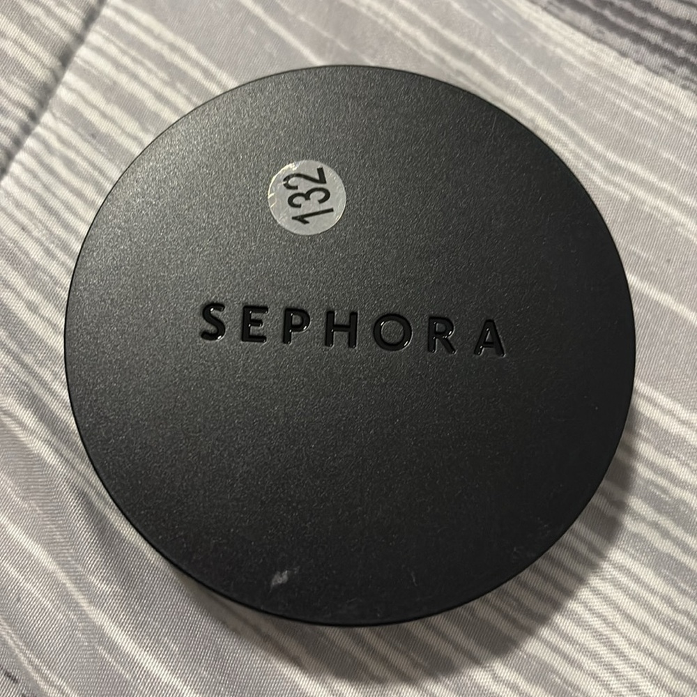 Sephora Matte Perfection Powder Foundation in Mocha Spice